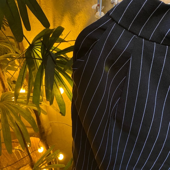 6️⃣5️⃣0️⃣ Strip Wide Leg Trousers. Size - M - Picture 11 of 17